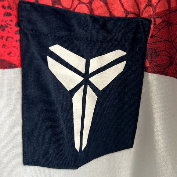 RARE 2015 NIKE DRI FIT KOBE BRYANT Mamba Pride 4th Of July Shirt MEDIUM - Picture 2 of 7